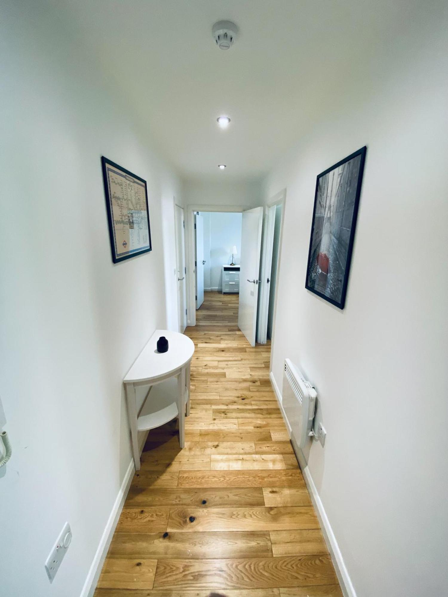 2 Bedroom Flat - 2 Bath - 15 Min Camden Town Londra Esterno foto